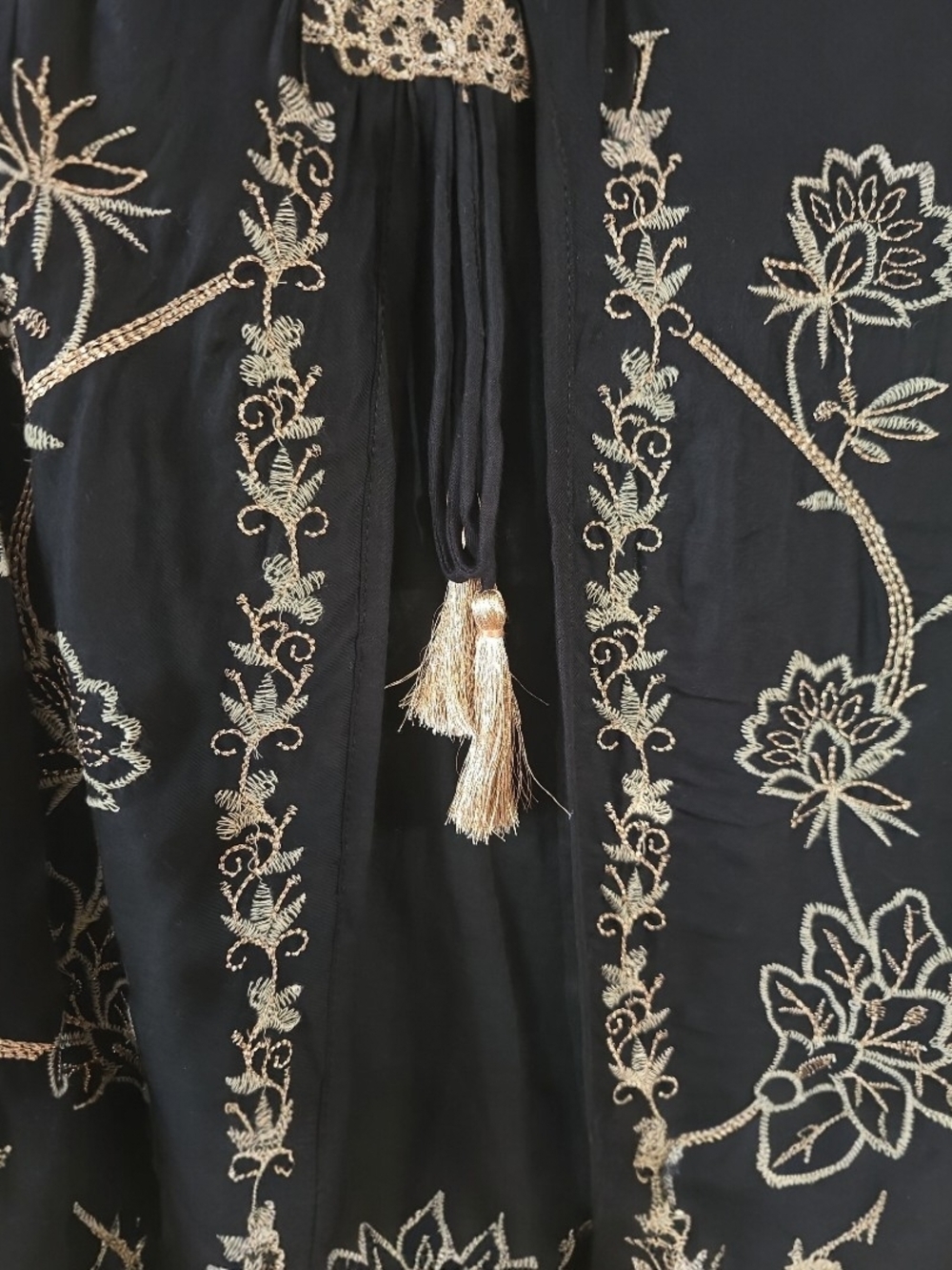 NWT Nekane Embroidered Boho Vest Black Gold Metallic Tassel Tie Size Small - Picture 3 of 10